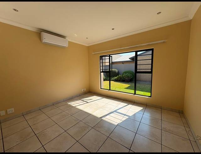 3 BEDROOM HOUSE FOR SALE IN VAALPARK